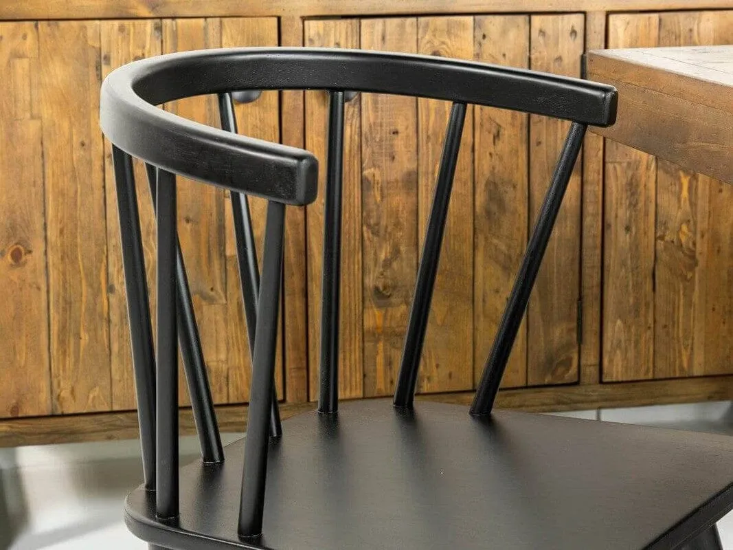 Brooklyn Round Dining Table & Black Bogart Dining Chairs