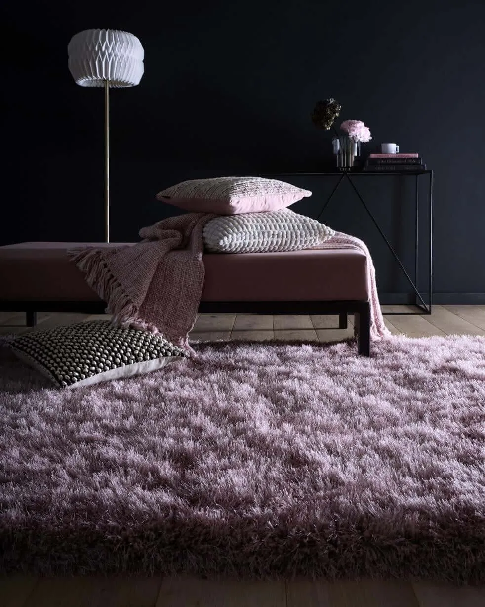 Extravagance Rose Shaggy Rug