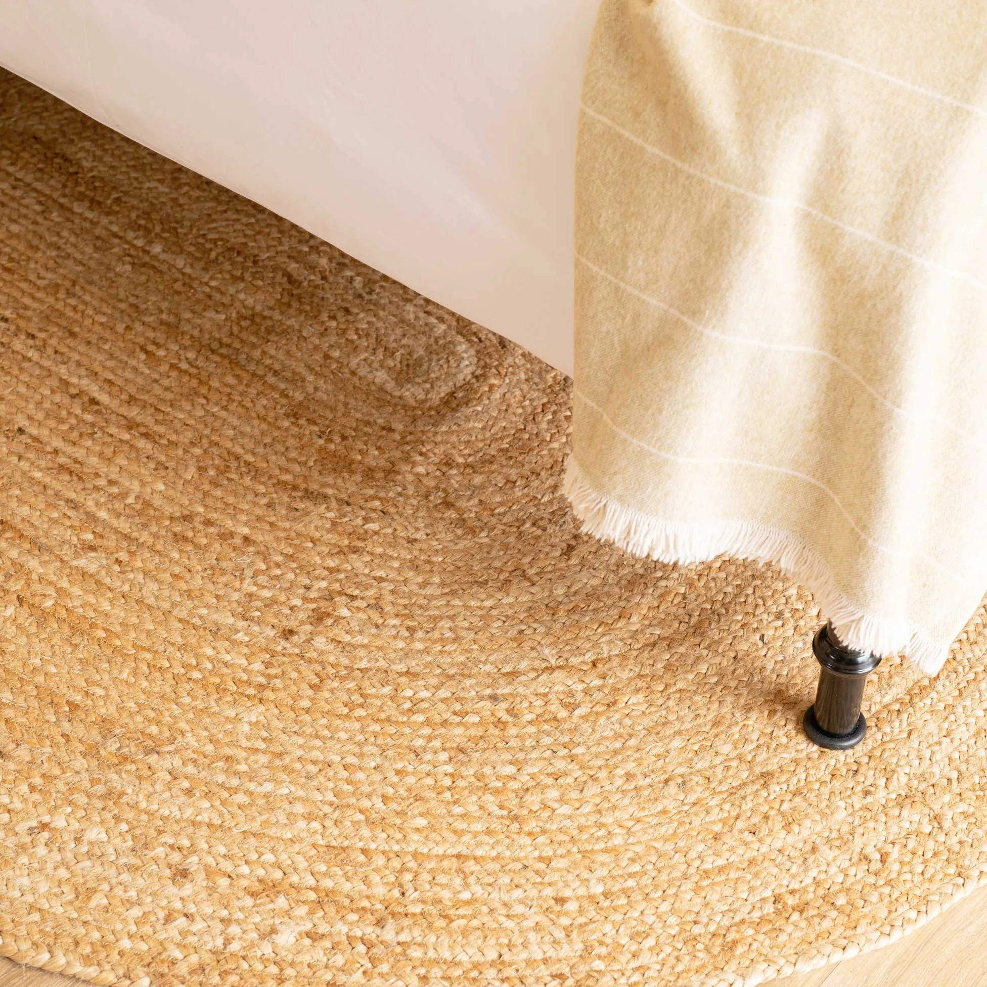 Natural Rustic Oval Jute Rug