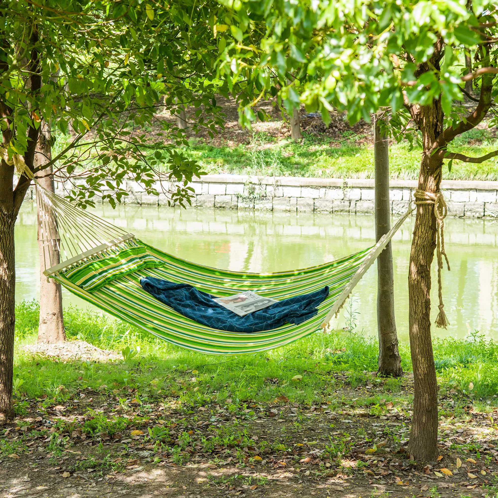 Outsunny Double Cotton Hammock Camping Swing Outdoor Garden Beach Stripe Hanging Bed With Pillow 188L X 140W (cm) Green