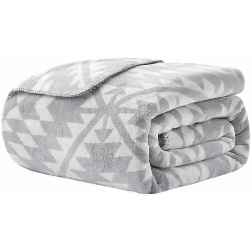 Pendleton Sherpa Fleece Throw - Plush-Rancho Arroyo - Grey - 50'' X 70''