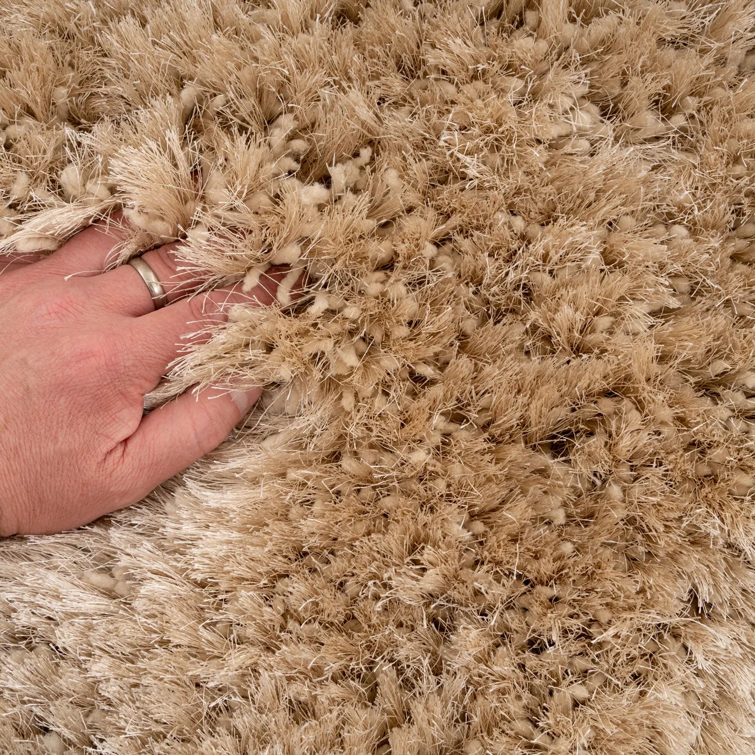 Plush Soft Cream Shaggy Area Rug - Zia