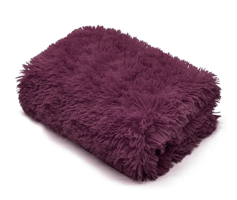 Pretty Little Bed Hug & Snug Throw Luxury Blanket, Soft & Cozy Throw for Bed or Sofa, Perfect for Adults & Kids, Warm, Stylish, and Comfortable Home Blanket for Relaxation & Comfort